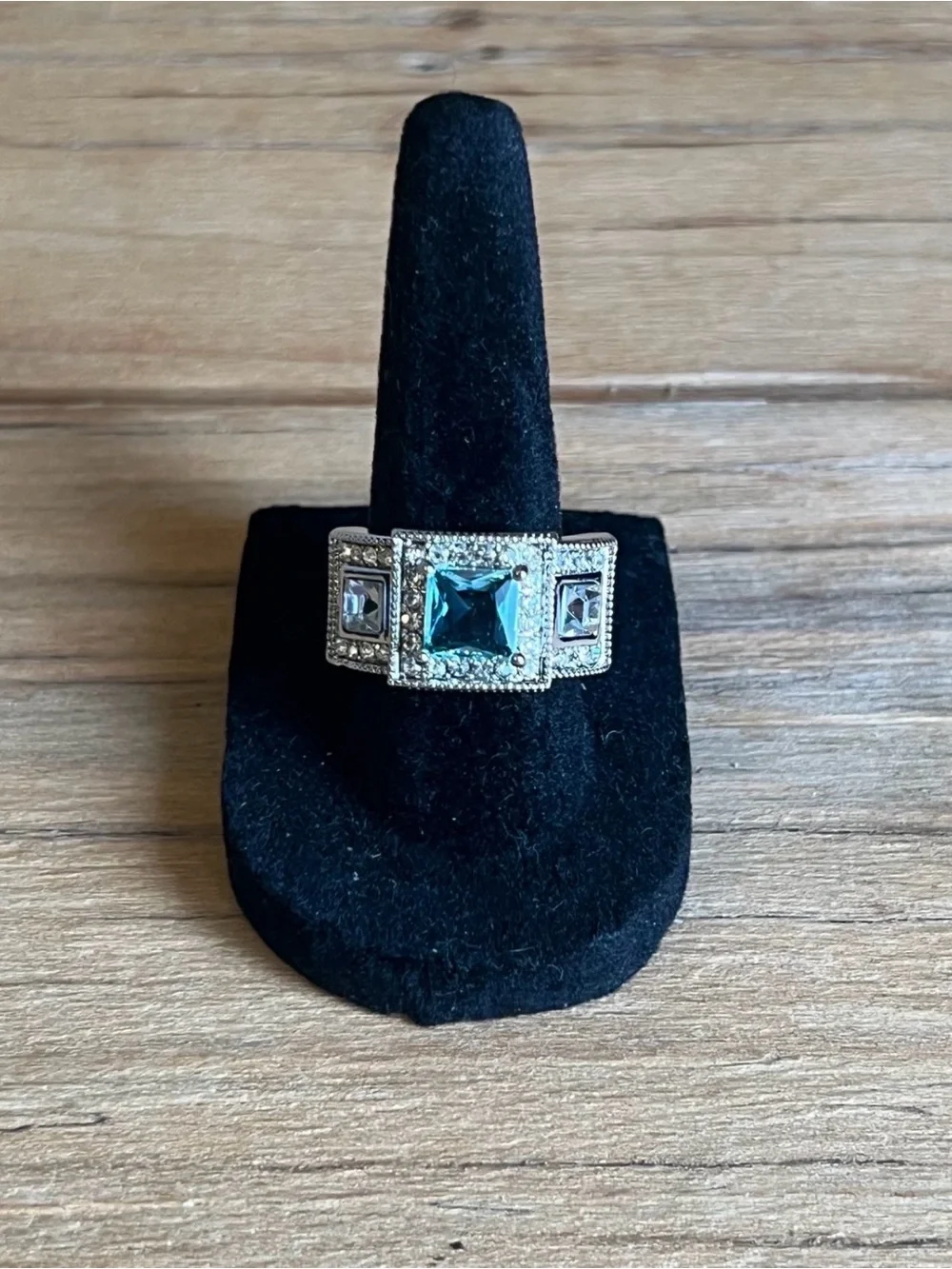 Silver Tone Fashion Ring with Blue Square Stone and Clear Accents size 7.5-NWOT